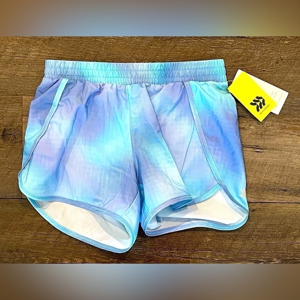 All In Motion Girls Blue Tie Dye Quick Dry Moisture Wicking Athletic Sho…